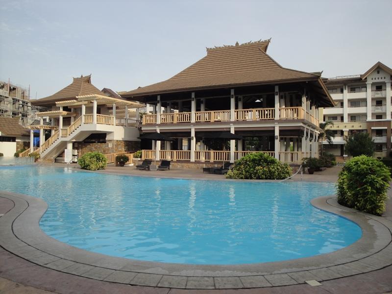 The Oasis Davao Condotel Экстерьер фото