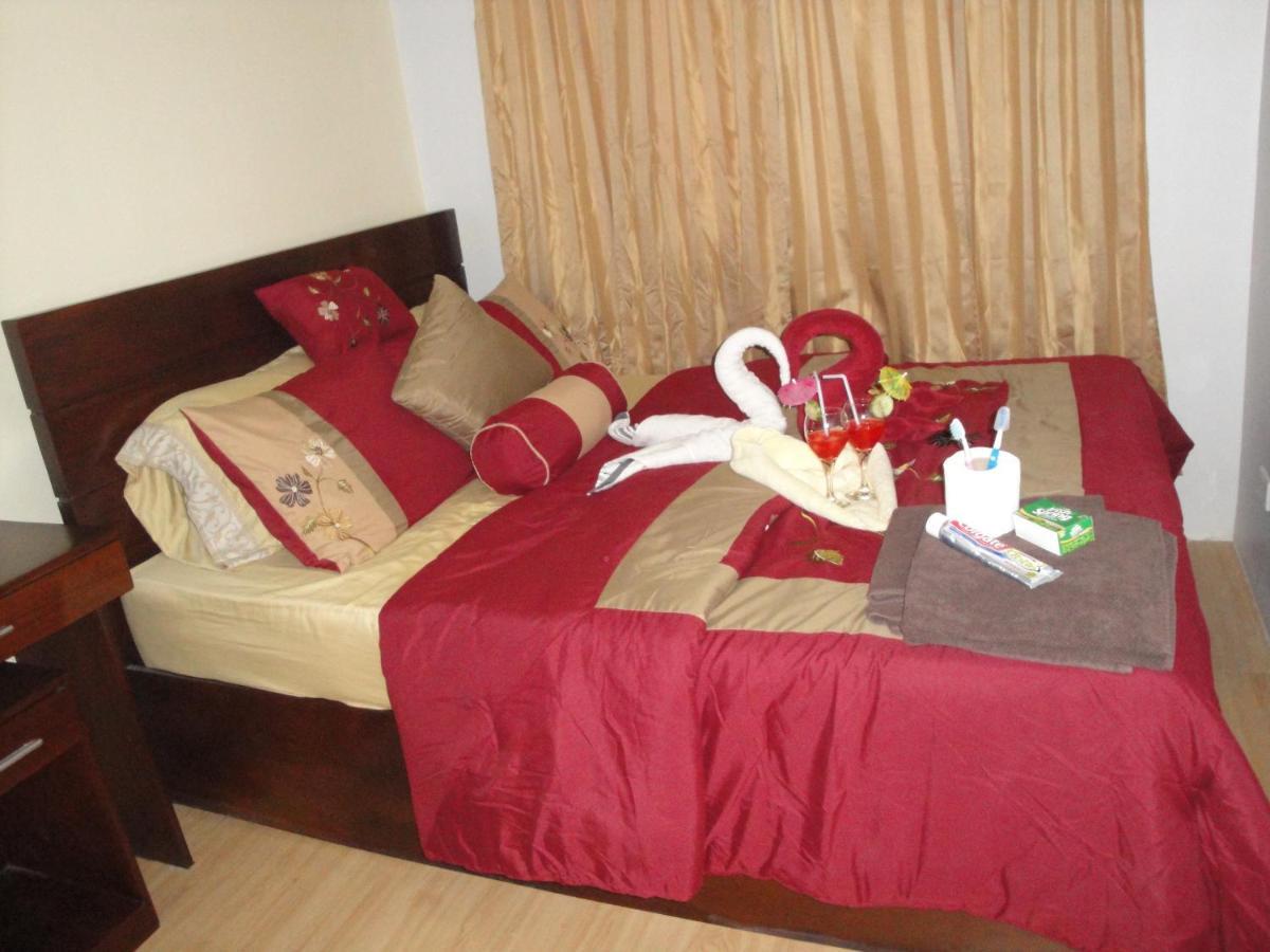 The Oasis Davao Condotel Экстерьер фото